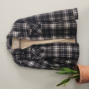 Black Plush Shacket🖤🤍